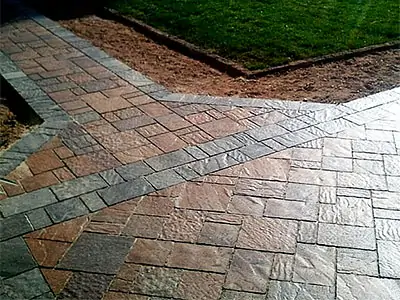 mix shapes and size pavers