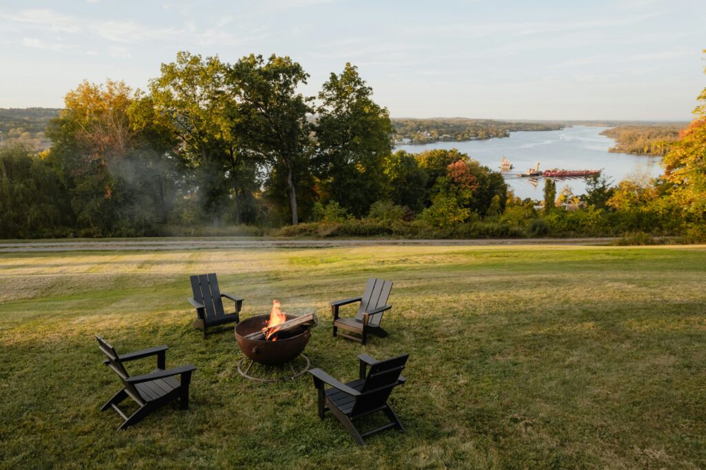 Fire Pit vs. Outdoor Fireplace: What's Better for a Michigan Backyard? 14 clay banks ba4PPv9kt3w unsplash